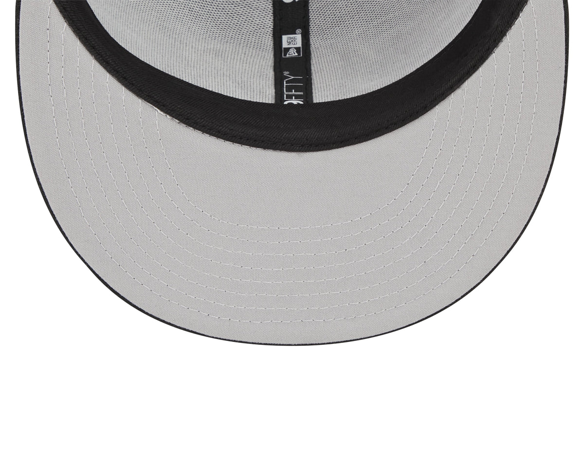 Chicago Bears New Era Primary Black and White Trucker 9FIFTY Snapback Hat