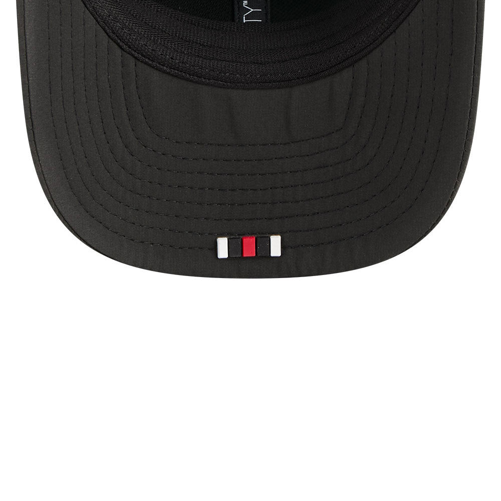 Men's San Francisco 49ers New Era Black 2025 NFL Sideline Heat 9SEVENTY Adjustable Hat