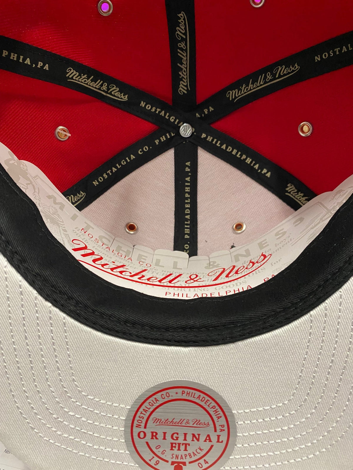 Chicago Bulls Day 3 Red/ Concrete Gray Mitchell & Ness Snapback Hat