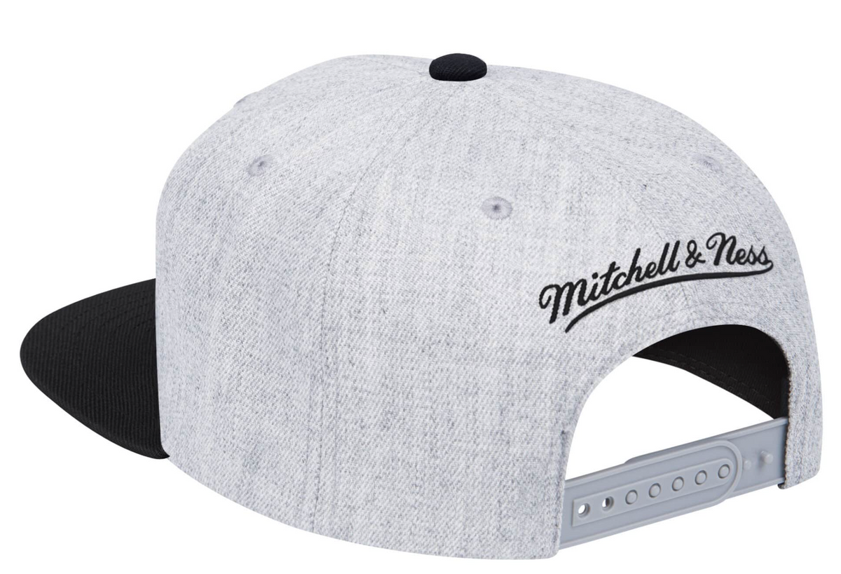 Brooklyn Nets Mitchell & Ness Gray Black Pop Snapback Hat