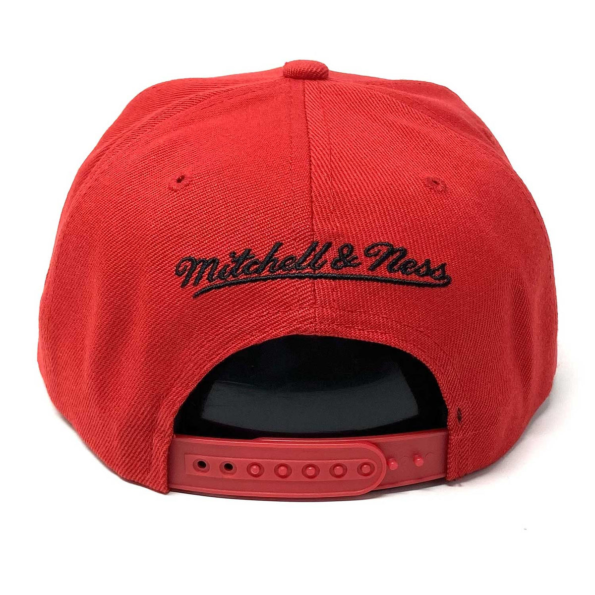 Men's Mitchell & Ness Chicago Bulls Core Red/ Black Adjustable Snapback Hat