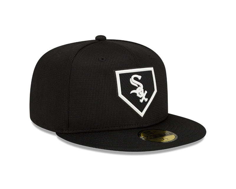 Men's Chicago White Sox Black Alternate 2022 New Era Clubhouse Collection 59FIFTY Fitted Hat