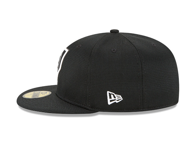 Men's Chicago Cubs Black New Era 2022 Clubhouse Collection 59FIFTY Fitted Hat
