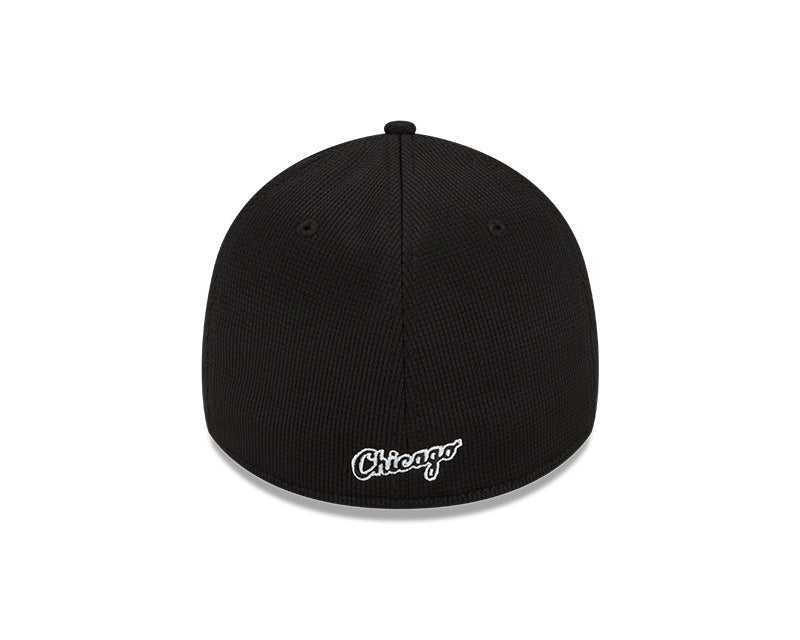 Men's Chicago White Sox New Era Black 2022 Clubhouse Alternate Black 39THIRTY Flex Hat