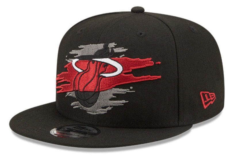 Miami Heat Logo Tear Black New Era 9FIFTY Snapback Hat