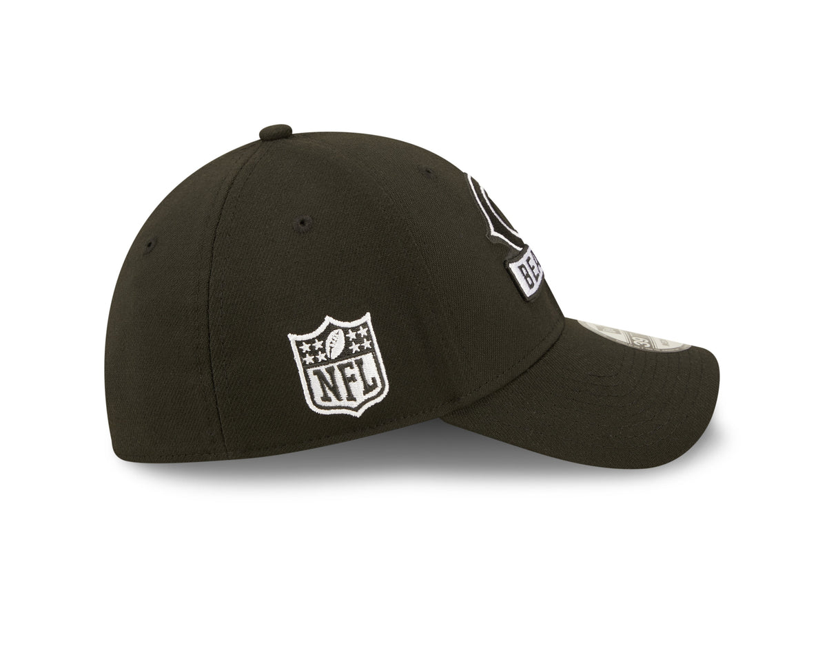 Men's Chicago Bears New Era Black "C Logo" 2022 Sideline 39THIRTY Flex Hat