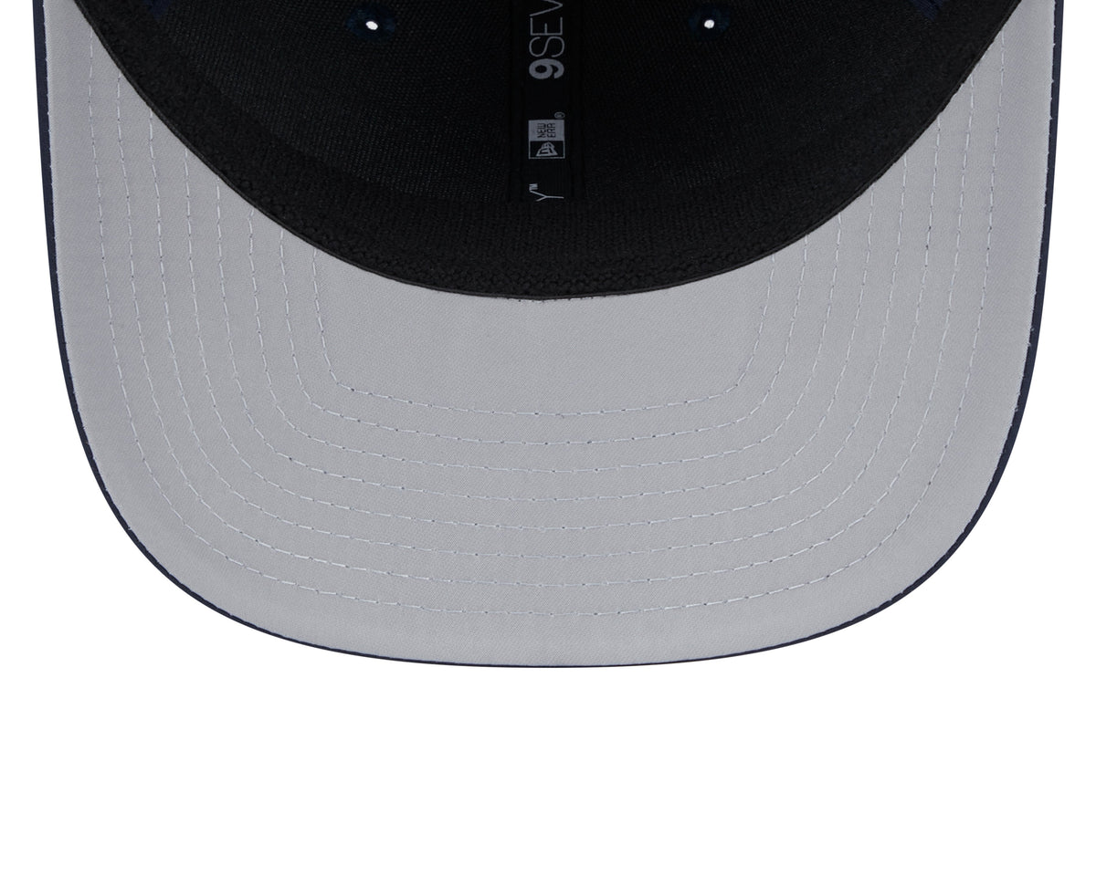 Chicago Bears New Era 9SEVENTY Navy Secondary Logo Performance Adjustable Cap