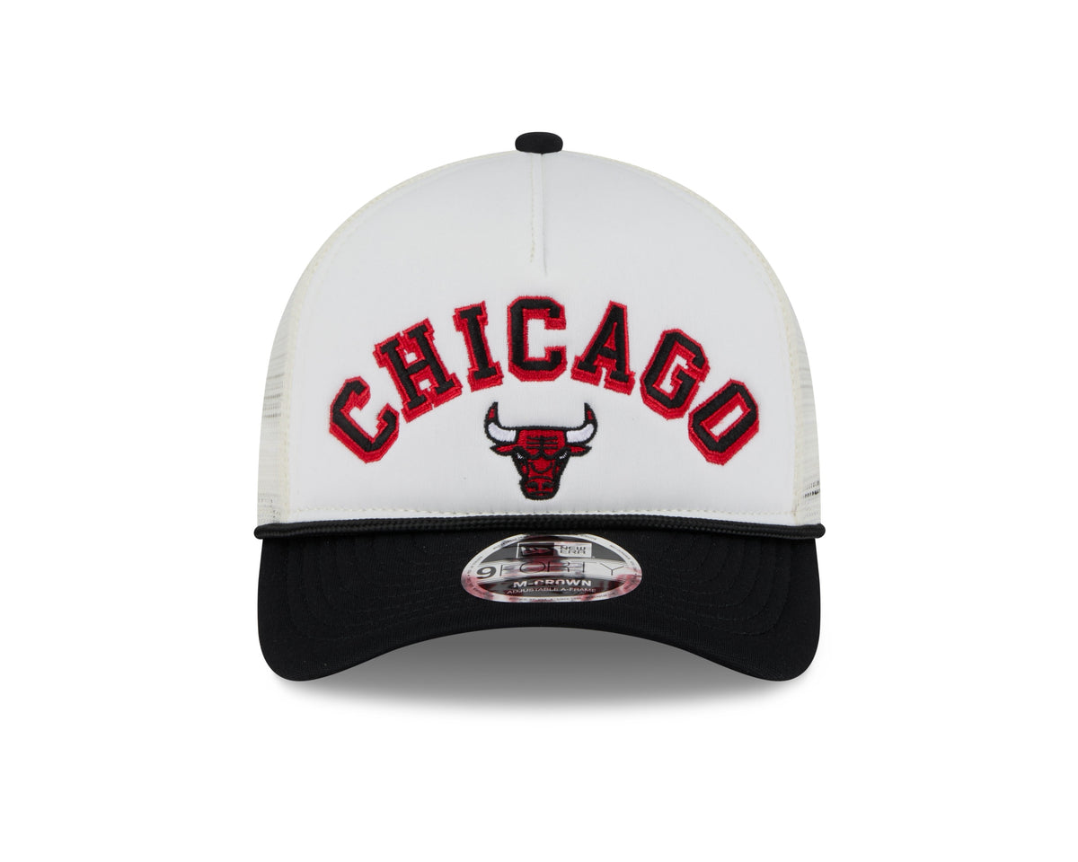Chicago Bulls 2 Tone Chrome/Black New Era 9FORTY M-Crown Trucker Adjustable Hat
