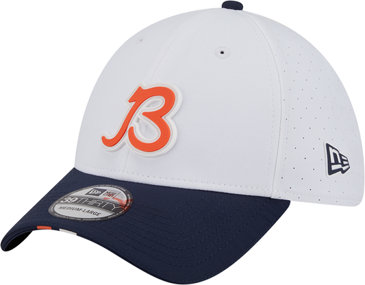 Men's Chicago Bears New Era B White/Navy 2025 NFL Training Camp 39THIRTY Flex Hat