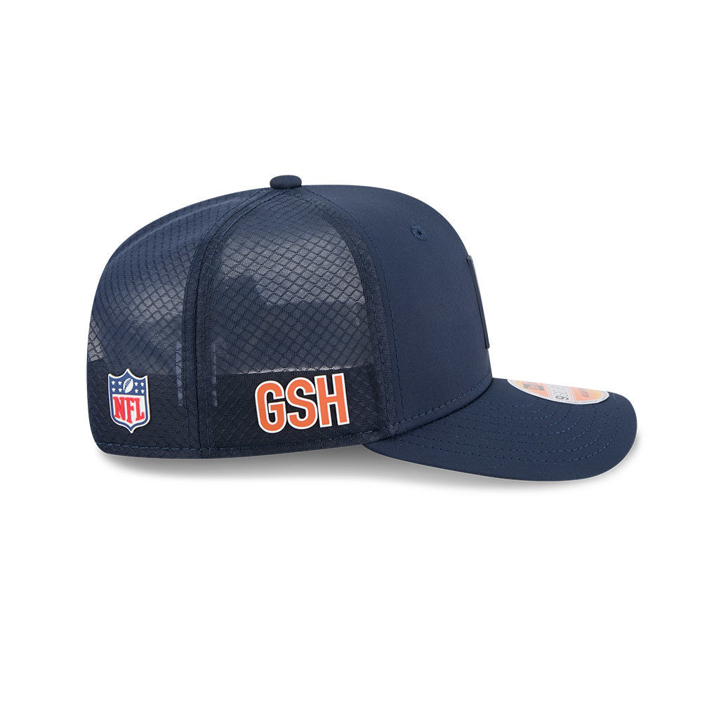 Men's Chicago Bears New Era Navy 2025 NFL B Sideline Heat 9SEVENTY Adjustable Hat