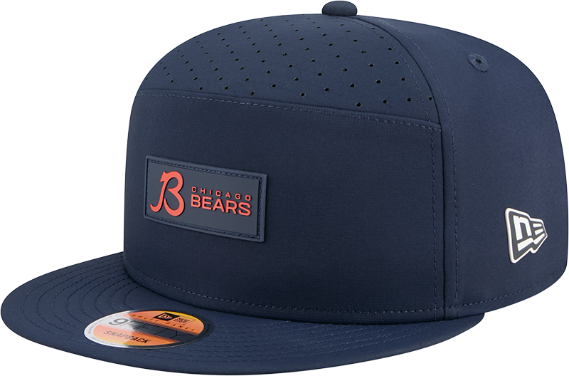 Men's Chicago Bears New Era Navy 2025 B Sideline Split Panel 9FIFTY Snapback Hat