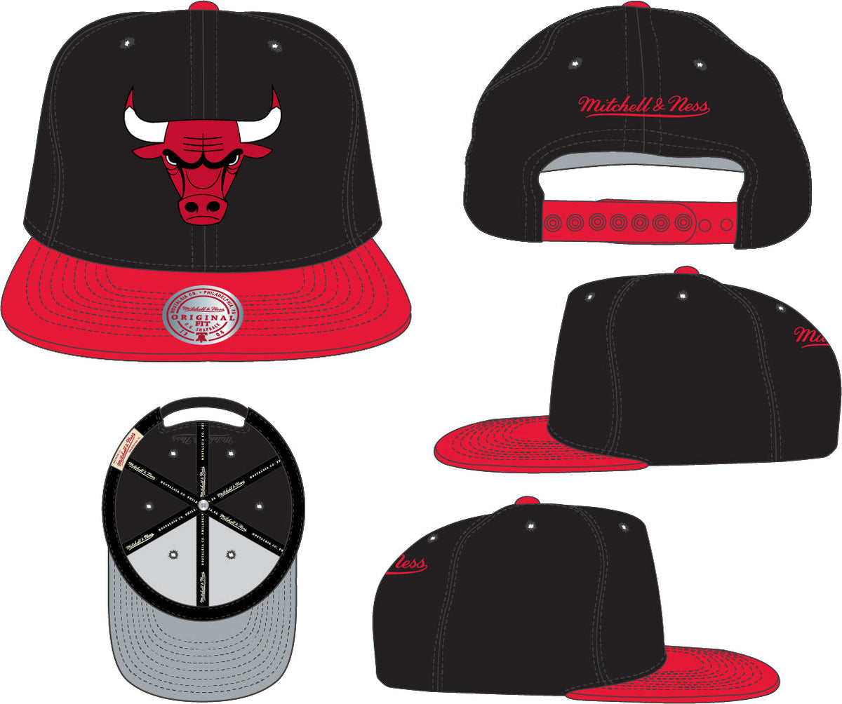 Men's Mitchell & Ness Chicago Bulls Core Black/Red Adjustable Snapback Hat