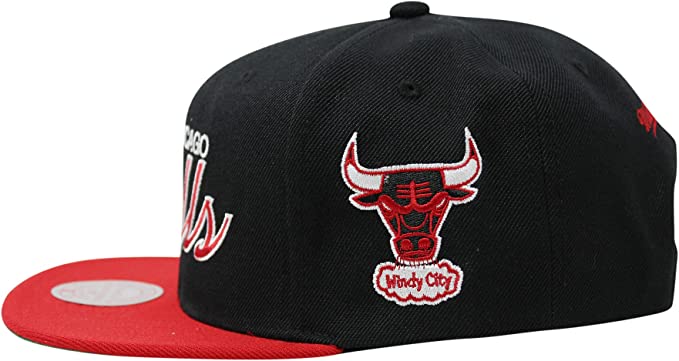 Mitchell & Ness Chicago Bulls Team Script Windy City 2.0 Snapback Hat Adjustable Cap - Black/Red
