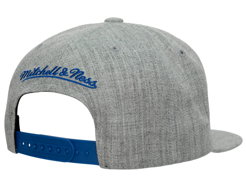 Philadelphia 76ers Gray Heather 2.0 Mitchell & Ness Snapback Hat