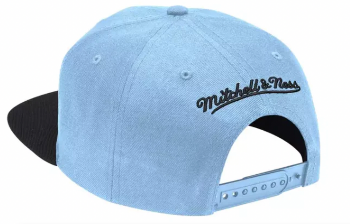 Men's Charlotte Hornets Mitchell & Ness NBA University Away 2 Tone HWC Snapback Hat