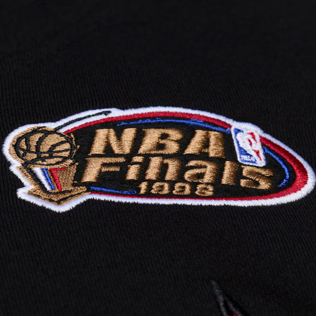 Men's Chicago Bulls Mitchell & Ness Black Playoff Win Lightweight Fleece Hoodie