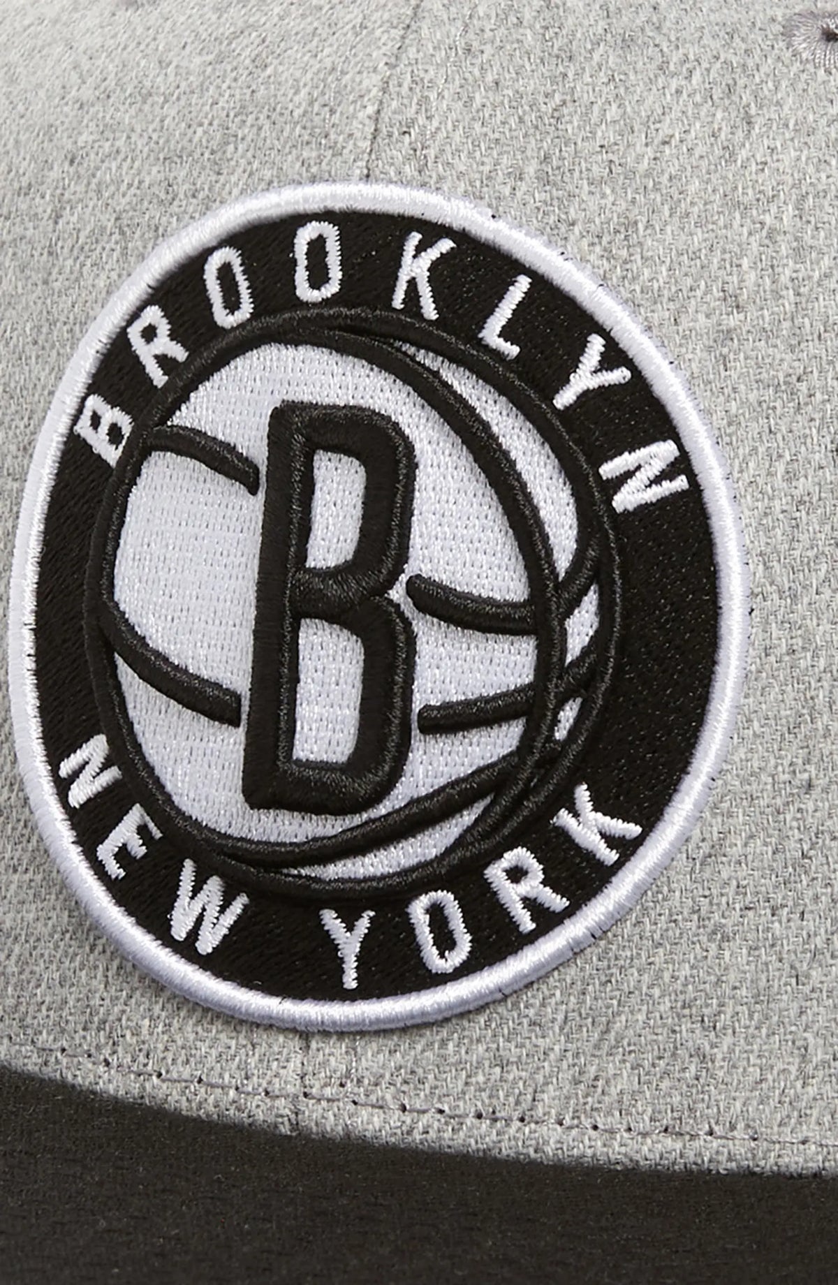 Brooklyn Nets Mitchell & Ness Gray Black Pop Snapback Hat