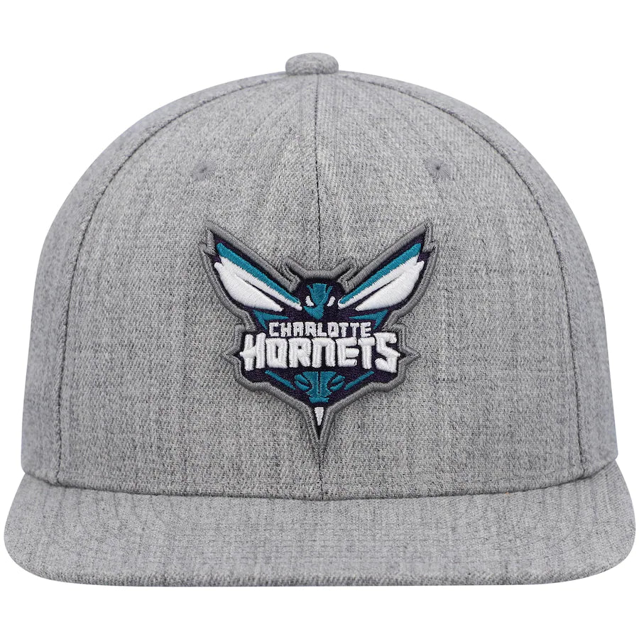 Charlotte Hornets Gray Heathered 2.0 Mitchell & Ness Snapback Hat