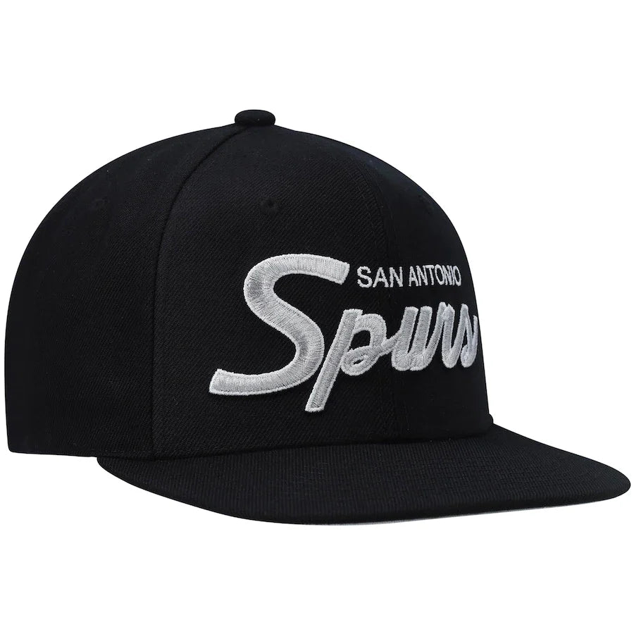 San Antonio Spurs Team Script 2.0 Black Mitchell & Ness Snapback Hat