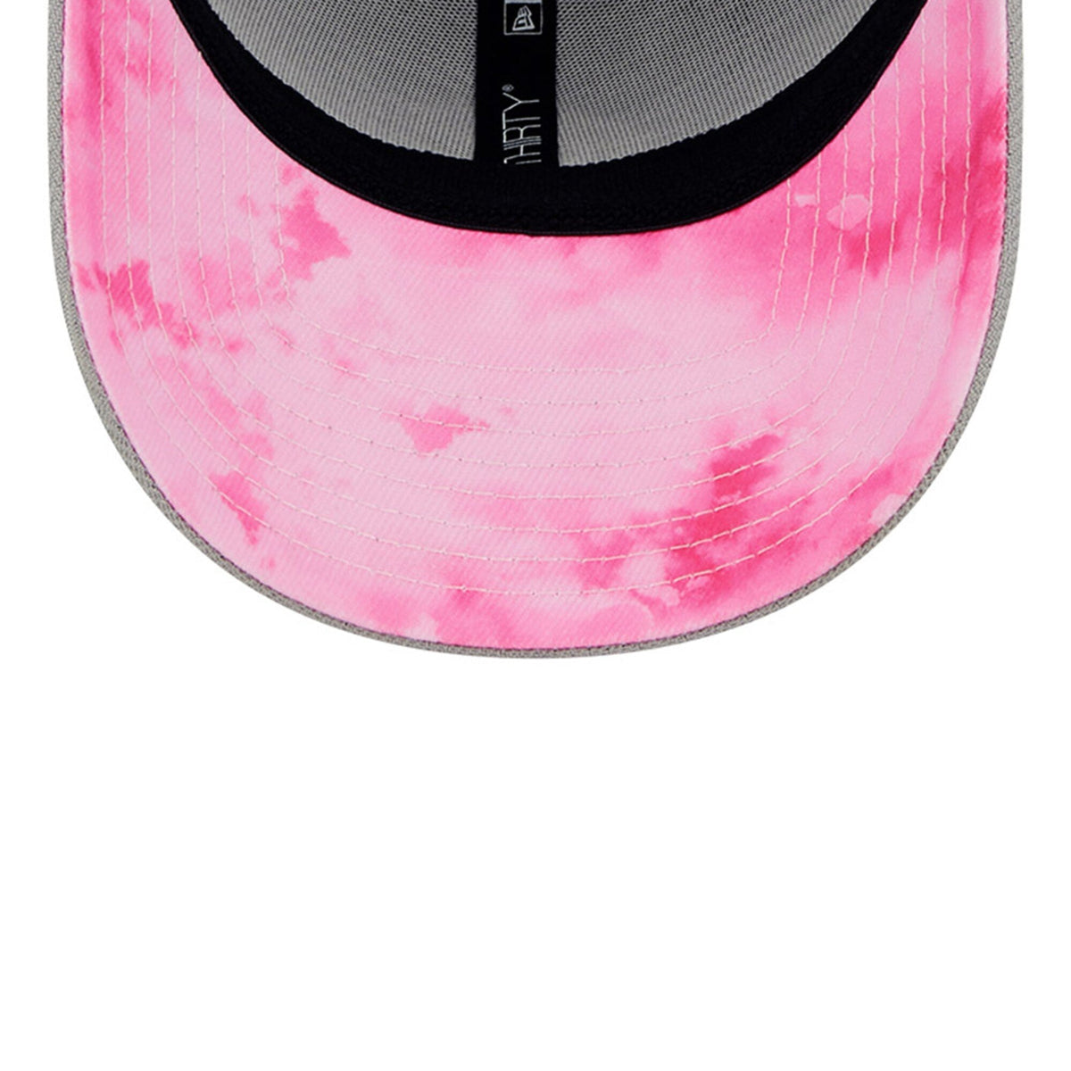 Men's Chicago Cubs New Era Gray/Pink 2022 Mother's Day 39THIRTY Flex Hat