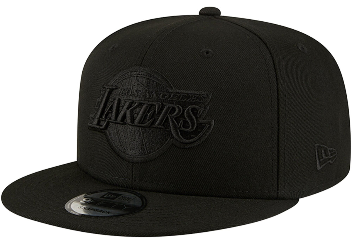 Men's Los Angeles Lakers New Era Black On Black Color Pack 9FIFTY Snapback Hat